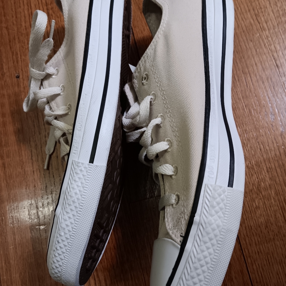 Converse - Picture 4 of 6
